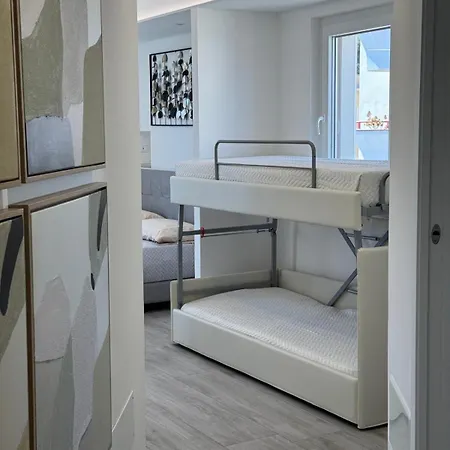 Rebecca - Raffaella Sea View Apartment